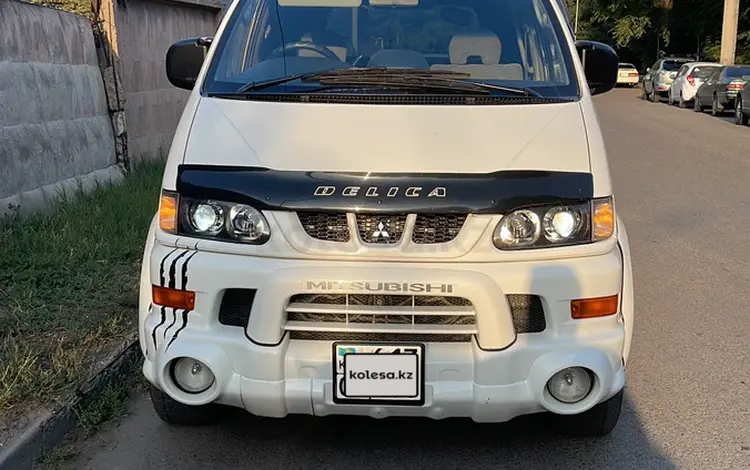 Mitsubishi Delica 1995 годаүшін7 000 000 тг. в Алматы