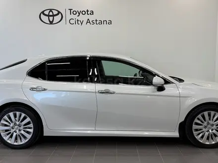 Toyota Camry Prestige 2018 года за 12 850 000 тг. в Астана – фото 18