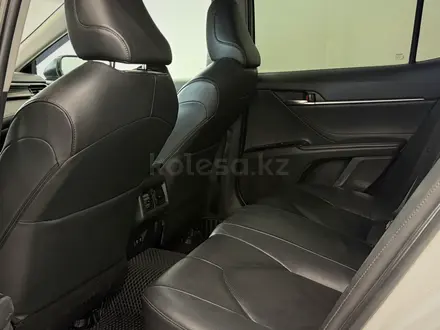 Toyota Camry Prestige 2018 года за 12 850 000 тг. в Астана – фото 11