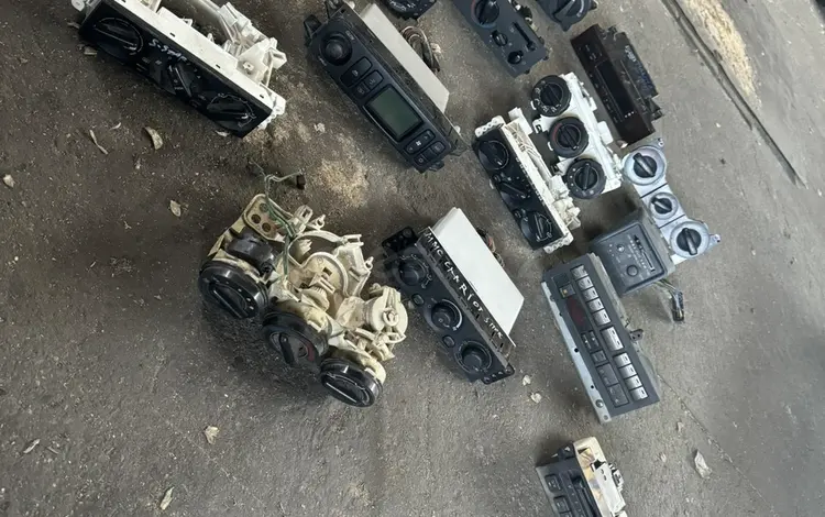 Блок управления печкой (климат контроль) за 10 010 тг. в Алматы