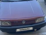 Volkswagen Passat 1990 года за 1 100 000 тг. в Актау – фото 2