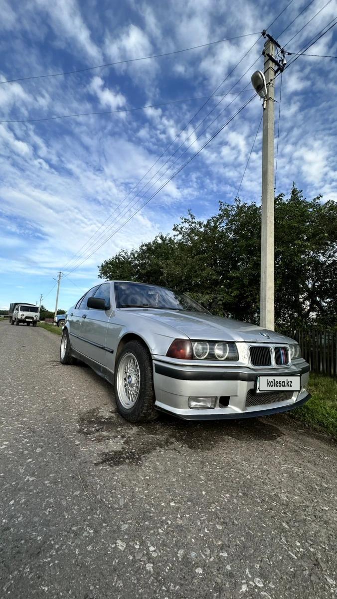 BMW 318 1994 г.