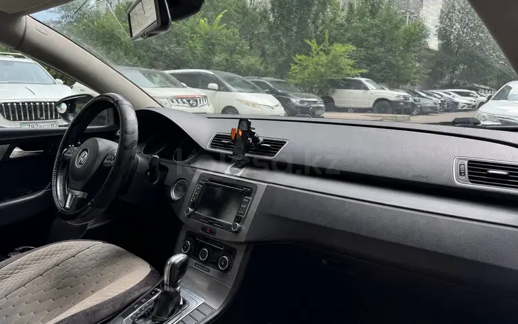 Volkswagen Passat 2013 года за 5 000 000 тг. в Алматы