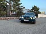 Mercedes-Benz E 230 1997 годаүшін2 900 000 тг. в Караганда