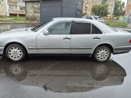 Mercedes-Benz E 200 1996 года за 3 200 000 тг. в Петропавловск – фото 3