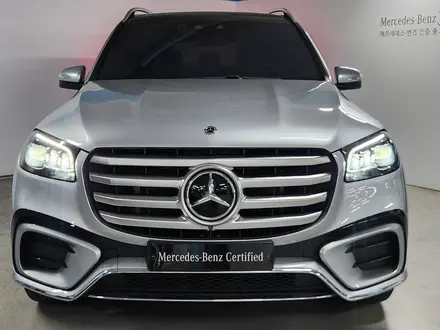 Mercedes-Benz GLS 580 4MATIC 2023 года за 40 000 000 тг. в Алматы – фото 2