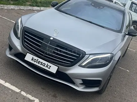 Mercedes-Benz S 500 2014 года за 29 999 999 тг. в Астана