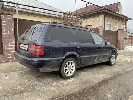 Volkswagen Passat 1994 года за 2 600 000 тг. в Шымкент – фото 5