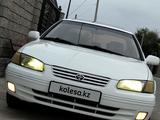 Toyota Camry 1998 года за 2 800 000 тг. в Тараз