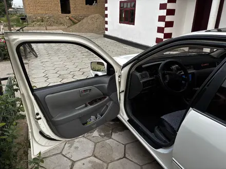 Toyota Camry 1998 года за 2 800 000 тг. в Тараз – фото 3