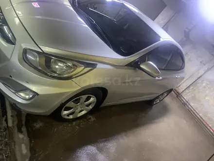 Hyundai Accent 2013 года за 4 700 000 тг. в Астана – фото 2