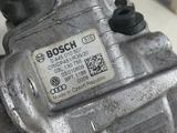 Топливный насос высокого давления Volkswagen, Audi за 69 000 тг. в Караганда – фото 4