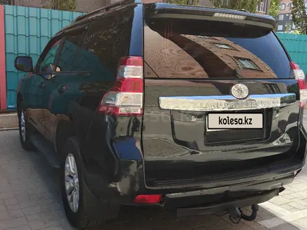 Toyota Land Cruiser Prado 2014 года за 19 000 000 тг. в Актобе – фото 17