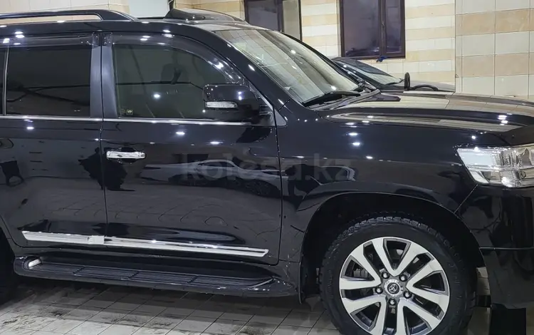 Toyota Land Cruiser 2016 года за 29 500 000 тг. в Караганда