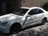 Mercedes-Benz C 200 2006 годаүшін2 000 000 тг. в Алматы