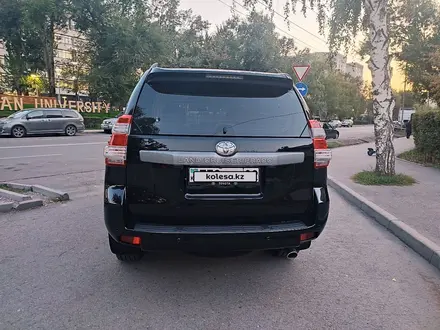 Toyota Land Cruiser Prado 2014 года за 16 900 000 тг. в Алматы – фото 21