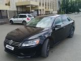 Volkswagen Passat 2013 года за 4 500 000 тг. в Уральск