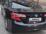Toyota Camry 2012 года за 6 900 000 тг. в Уральск – фото 3
