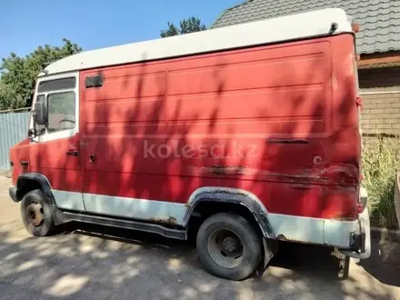 Mercedes-Benz  Vario 2001 года за 3 400 000 тг. в Алматы – фото 2