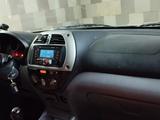 Toyota RAV4 2003 годаfor4 400 000 тг. в Актобе – фото 4