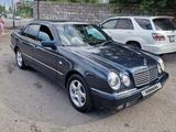 Mercedes-Benz E 280 1997 года за 3 000 000 тг. в Астана – фото 2