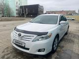 Toyota Camry 2011 года за 7 300 000 тг. в Атырау