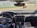 Volkswagen Passat 2022 года за 19 900 000 тг. в Алматы – фото 8