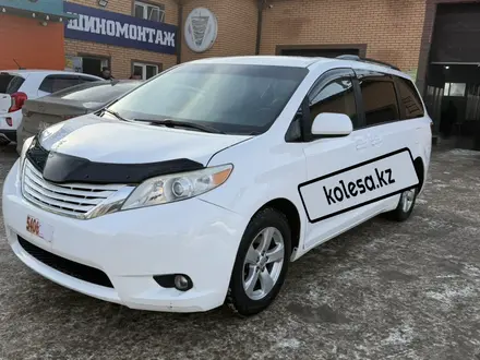 Toyota Sienna 2015 года за 7 500 000 тг. в Атырау