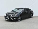 Lexus ES 250 2018 года за 15 300 000 тг. в Атырау