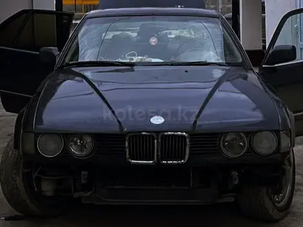 BMW 735 1990 года за 1 500 000 тг. в Алматы – фото 3