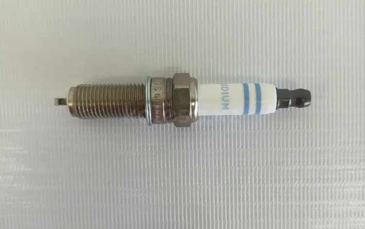 Свеча зажигания иридиевая (длина резьбы 26, 5 мм/YR6NI30S/) JAC T6 (2015)үшін800 тг. в Алматы