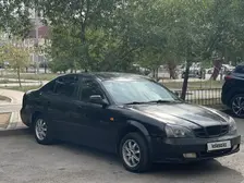 Chevrolet Evanda, 2004