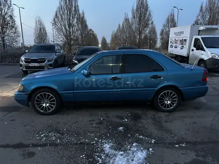 Mercedes-Benz C 220 1994 года за 1 500 000 тг. в Алматы – фото 10