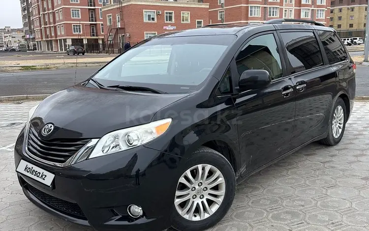 Toyota Sienna 2014 года за 12 500 000 тг. в Актау