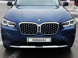 BMW X4 2022 года за 27 000 000 тг. в Алматы – фото 2