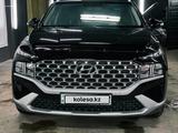 Hyundai Santa Fe 2022 годаүшін16 500 000 тг. в Уральск