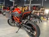 KTM  390 Duke black 2023 годаүшін4 300 000 тг. в Алматы – фото 2