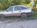 Opel Vectra 1993 годаүшін260 000 тг. в Усть-Каменогорск