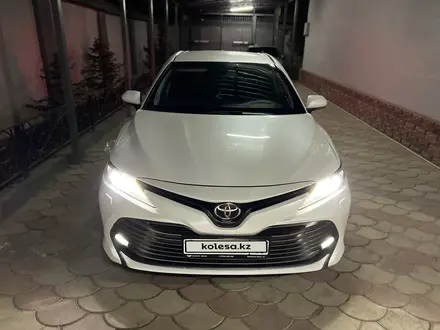 Toyota Camry 2019 года за 16 500 000 тг. в Астана – фото 5