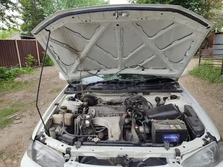 Toyota Camry 1999 года за 2 570 000 тг. в Усть-Каменогорск – фото 13