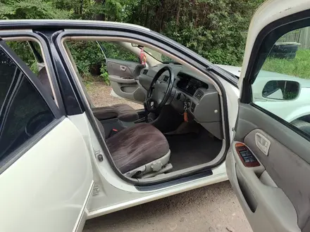 Toyota Camry 1999 года за 2 570 000 тг. в Усть-Каменогорск – фото 9