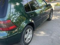 Volkswagen Golf 1999 годаүшін1 900 000 тг. в Алматы