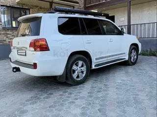 Toyota Land Cruiser, 2013