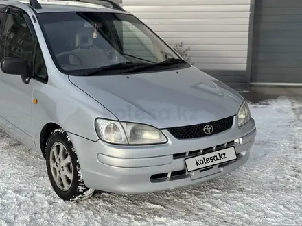 Toyota Spacio 1997 года за 2 700 000 тг. в Караганда – фото 3