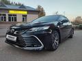 Toyota Camry 2021 года за 15 900 000 тг. в Алматы – фото 11