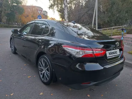 Toyota Camry 2021 года за 15 900 000 тг. в Алматы – фото 15