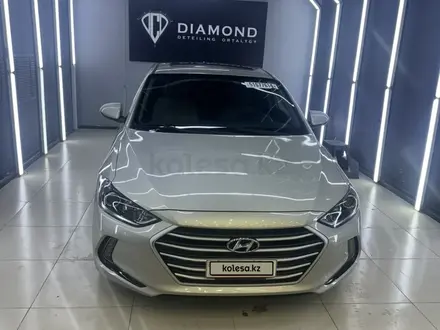 Hyundai Elantra 2017 года за 4 500 000 тг. в Атырау