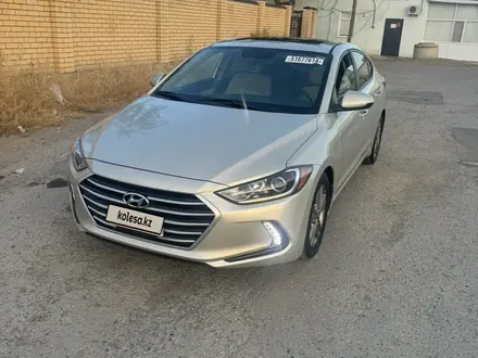 Hyundai Elantra 2017 года за 4 500 000 тг. в Атырау – фото 2