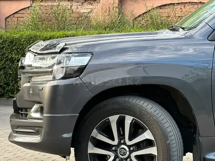 Toyota Land Cruiser 2017 года за 31 000 000 тг. в Астана – фото 3