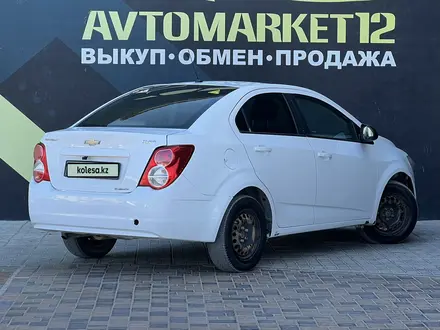 Chevrolet Aveo 2013 года за 3 200 000 тг. в Актау – фото 4